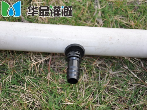 滴灌带支管连接安装